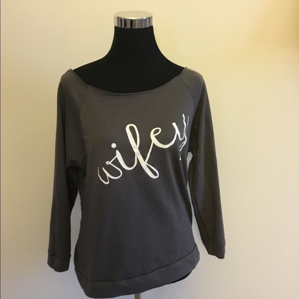 Wifey Sweatshirt 🎀